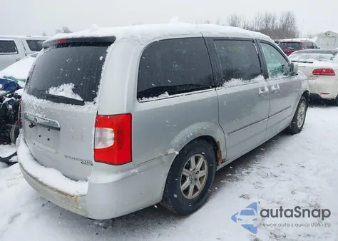 2012 Chrysler Town & Country Touring from USA, damaged, VIN 2C4RC1BG4CR251578